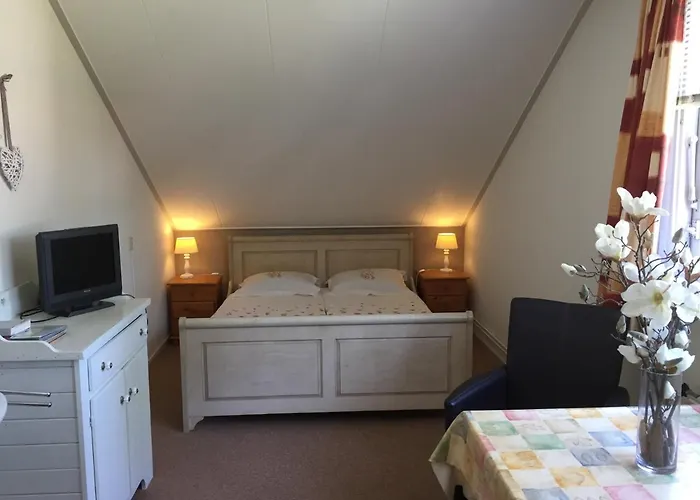 Bed and Breakfast De Duinroos Oostkapelle