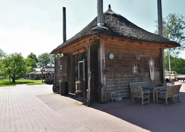 Wildwestruurlo Villa