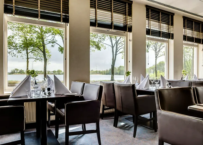 Rosmalen Hotels