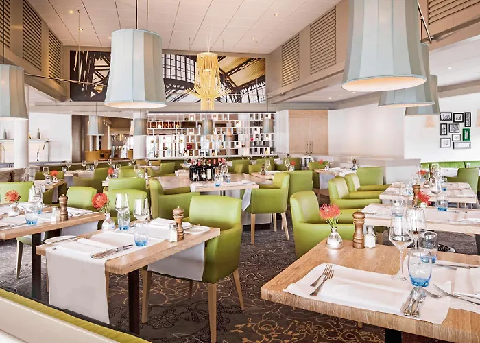 Movenpick Hotel - Hertogenbosch 's-Hertogenbosch  Mit Golfplatz