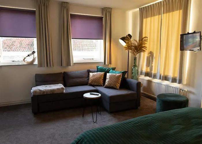 Yep! Slapen bij de Sluis Bed and Breakfast Blokzijl