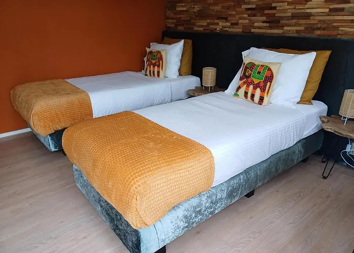 East Meets West Bed And Breakfast Veenendaal