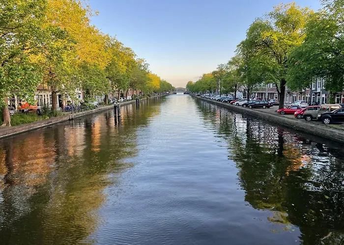 Canal View Stay Amsterdam