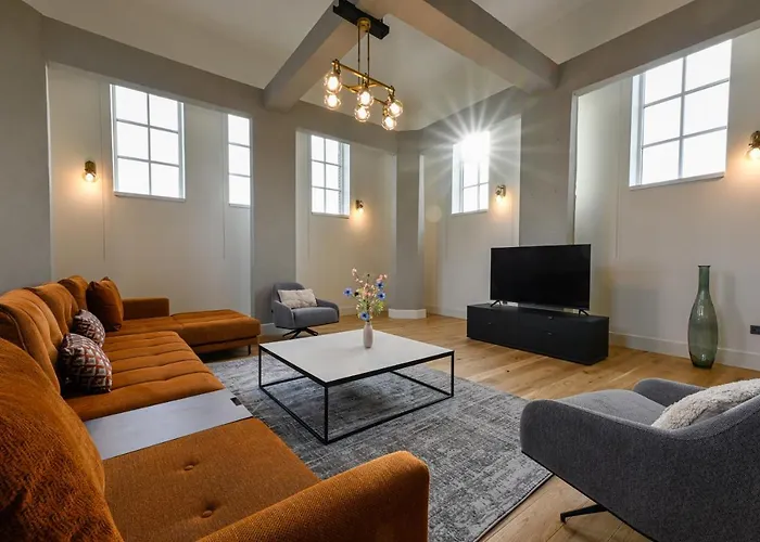 12A, Luxury & Unique, Cinema, Terrace, Stunning View, Central Location! Oisterwijk