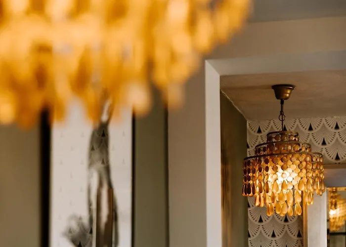 Hotels in Hoog Soeren
