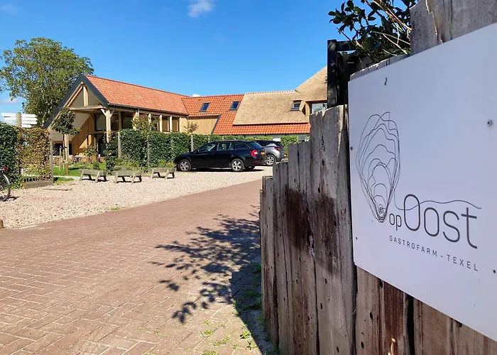 Op Oost Boutique hotel&Restaurant het Kook Atelier Oosterend 