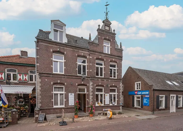 Bed and Breakfast La Dominotte Arcen
