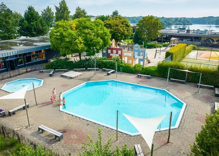 Landal Marina Resort Well