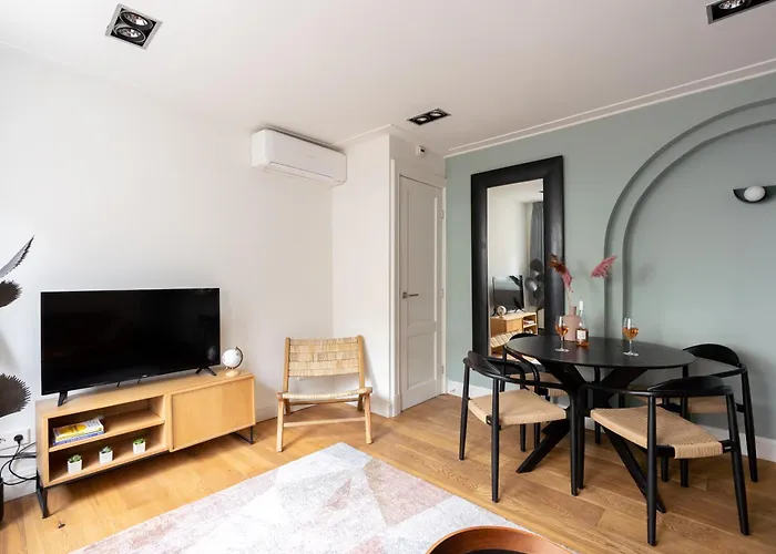 Amsterdam Vondelpark by YAYS Aparthotel
