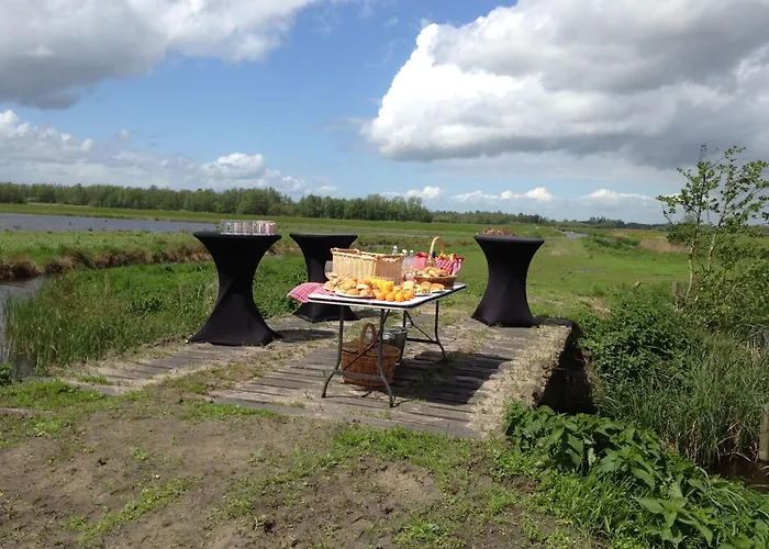 De Dames Van De Jonge Hotel Restaurant Giethoorn