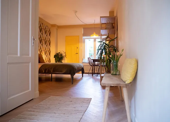 Bnb 117 Amsterdam