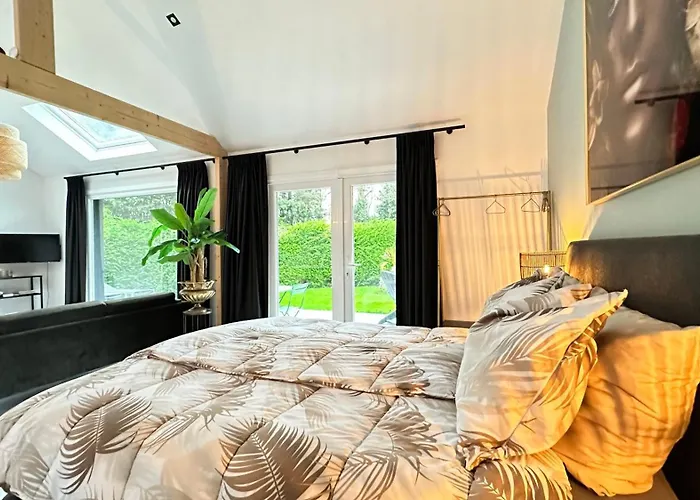 Slapen bij de Zeeuwse Lala Hotel IJzendijke