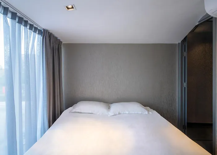 Diamond Capsule Hotel Amsterdam South Amstelveen