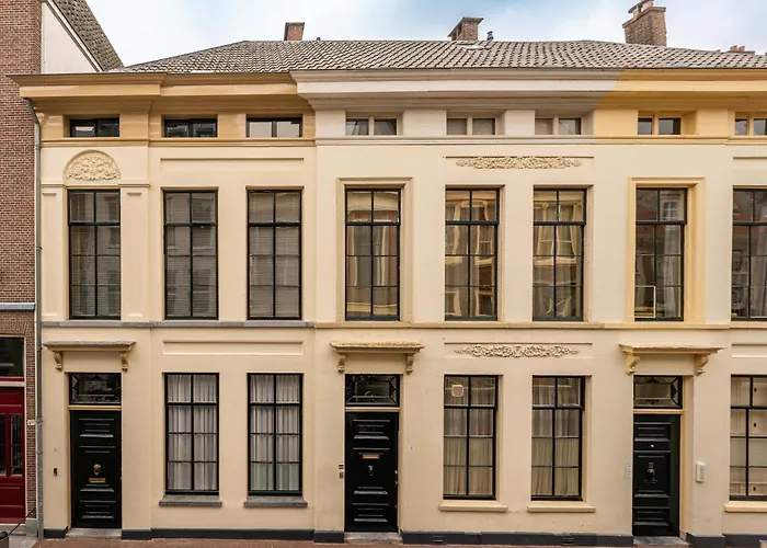 Zocher6 A Monumental Town House In The City Center Utrecht
