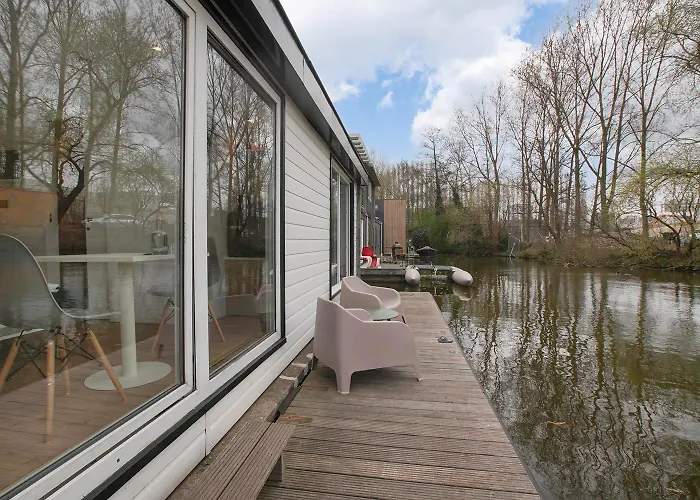 HouseBoat the New Lake - Nieuwe Meer Amsterdam