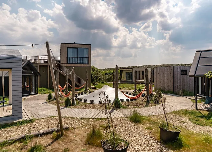Basecamp Tiny House Eco-Resort Ijmuiden
