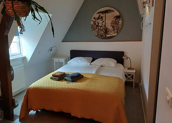 Bed&Brasserie Het Kosthuys Sint-Maartensdijk