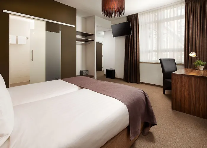 Hotel vicino a Museo DAF