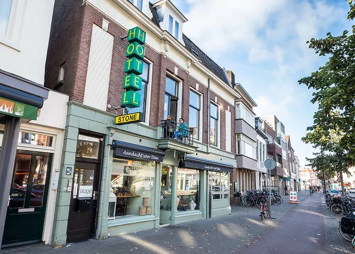 Stone Hotel & Hostel Utrecht