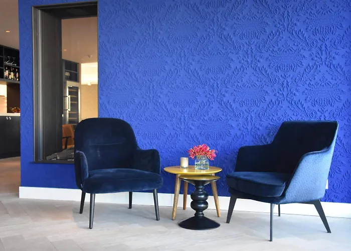 Blue Mansion Hotel Aalsmeer