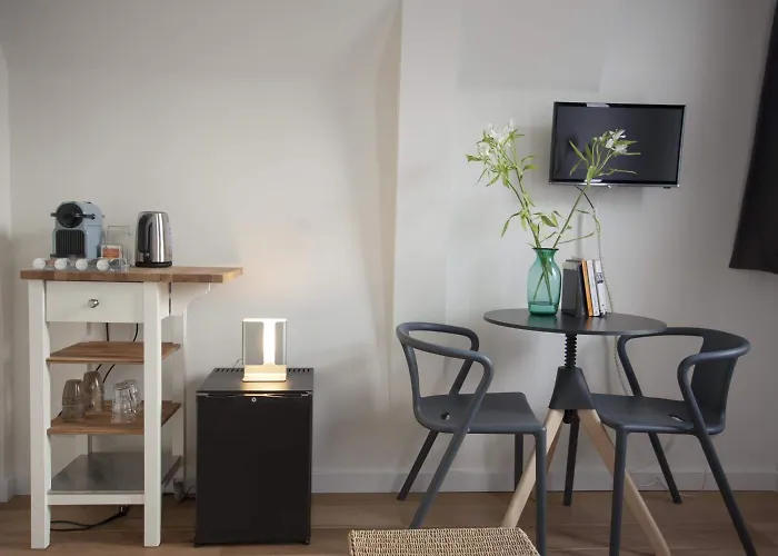 Kuwadro Guesthouse Jordaan Amsterdam