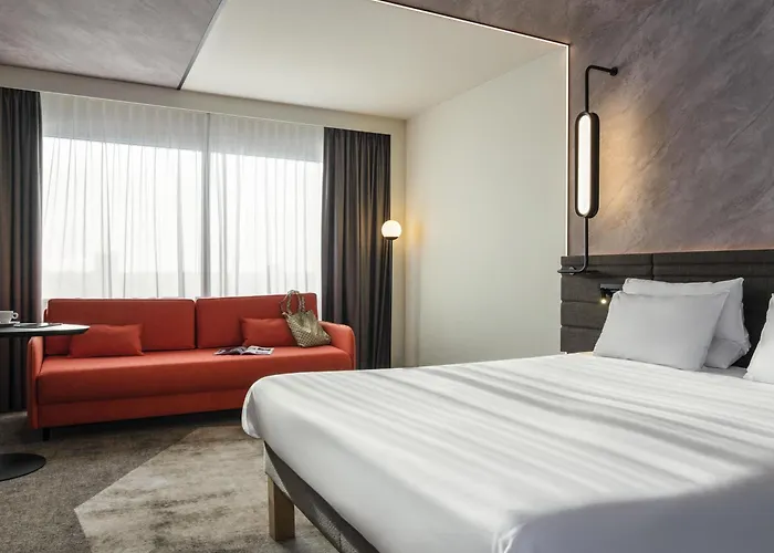 Rotterdam Hotels