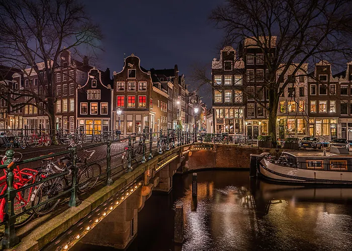 Leidse Square 5 Star Luxury Apartment Ámsterdam Con un Casino