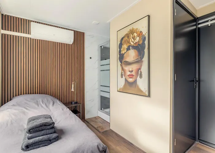 Hotels in Bad Neuschanz