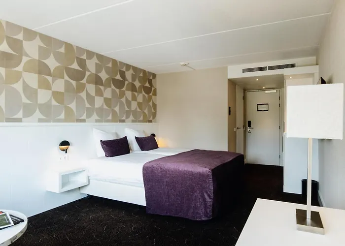 Hotels in Nieuwerkerk aan den IJssel