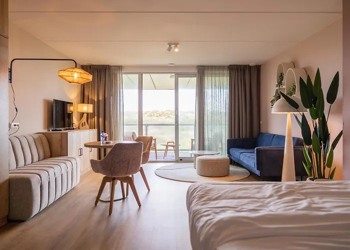 Strandhotel Buren aan Zee