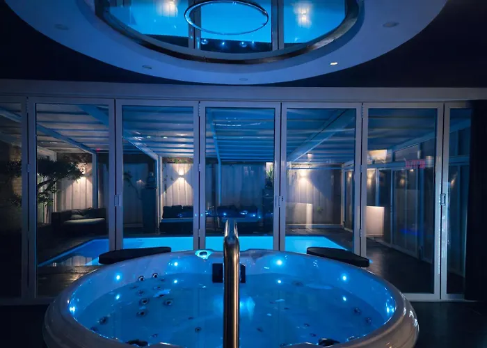 Bed & Wellness Angie Bed and Breakfast Almere