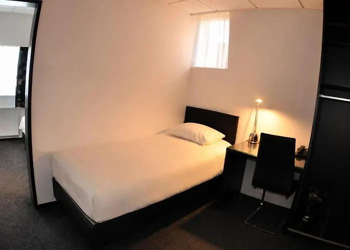 Hotels in Retranchement