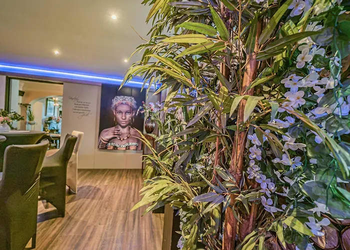 Nunhem Hotels