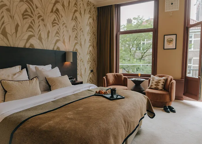 Tiengemeten Hotels