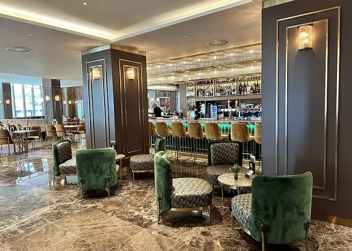 Halsteren Hotels