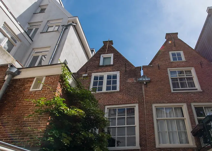 Bed And Breakfast Amsterdam