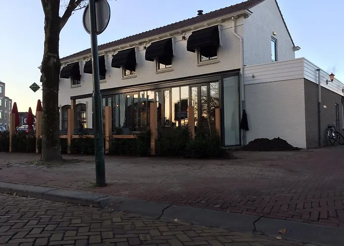 Hotel Brasserie De Kaai Steenbergen 