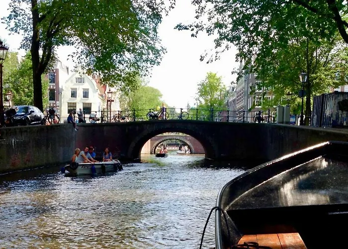 Room With A Few Amsterdam