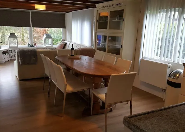 Patrijshof 6 - 8 Personen Villa Baarle-Nassau